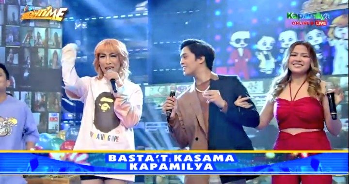 erissistible's tweet photo. KD and Lex with Meme Vice!!! 

ITS SHOWTIME KDLEX
@kdestrada_ @alexailacad #KDLex https://t.co/RG0be508xT