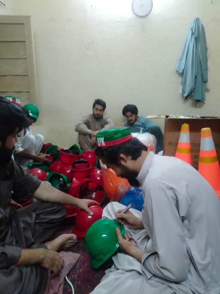 IGegyani's tweet photo. KPK کے شیر فل تیاری کے ساتھ آ رہے ہیں 💪

#حقیقی_آزدی_مارچ https://t.co/q5fKn0EbHh