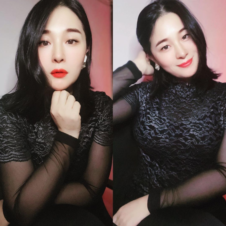 yingzi65's tweet photo. 一个人哭，一个人笑，一个人品尝着一个人的落寞。 https://t.co/Uxzx9pexj1