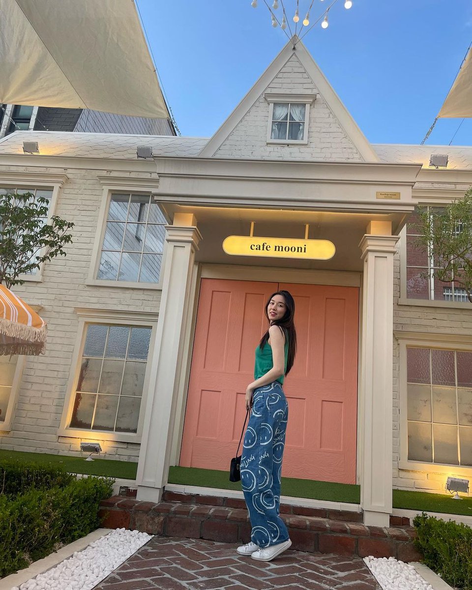 Smile for miles 💚🌿