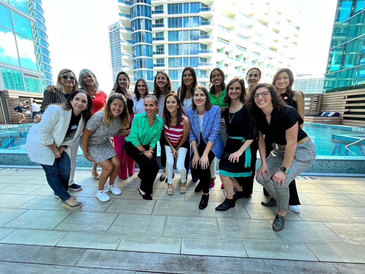 OctoberKate's tweet photo. Feliz de compartir un capítulo más de @WeXchange en el marco de #VCLatam in Miami con el apoyo de @GoogleDevsLATAM @solsona @m_alejac https://t.co/QY66K8hjyG