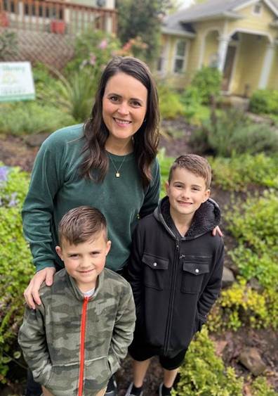 OnPointCU's tweet image. Congratulations to Olivia Sorenson for being our $1,000 Oregon College Savings Plan drawing winner as part of our support for the 2022 Financial Literacy Conference. Her sons Everett and Sawyer will benefit from the donation to kick start their college savings!