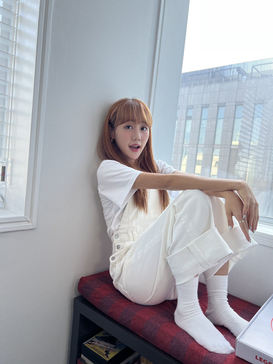 bb_fancafe's tweet photo. 220512 eunchae fancafe update
#EUNCHAE #은채
#BUGABOO #버가부 https://t.co/GMBvicZEow