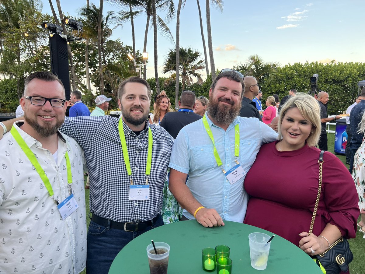 #NorthCarolina <a href="/IHXBEAST/">Mid-Atlantic bEAST</a> in the house at #Summit2021 final night <a href="/Jmatalanglois/">Jenn Mata-Langlois</a> <a href="/ChuckAustin2022/">Chuck Austin</a> <a href="/randy_dew117/">Randy Dew</a> #LifeAtAtt #greenlanyardcrew