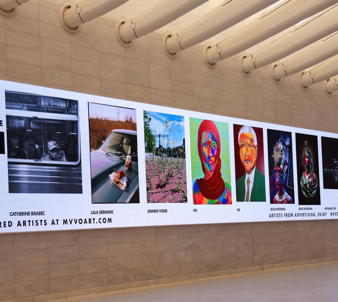 mvanvlodrop's tweet photo. We are in the 4th week of the AD ART SHOW 2022 and there are a lot great features this week. Come and experience a wide variety of artists working in all different mediums
And before head inside the Oculus stop by @eatlydowntown for a free coffee and sweet
.
.
.
.
#adartshow # https://t.co/BXzORGlpzB