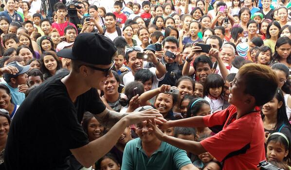 JDBAnalytics's tweet photo. It will be nearly a decade since Justin Bieber last went Philippines to comfort victims of the Typhoon Haiyan.

— He visited multiple local schools, brought a lot of joy, hope &amp; cheer to the hundreds of children and with his Beliebers, raised over 3 Million USD for the relief. https://t.co/SdqLvdoIT5