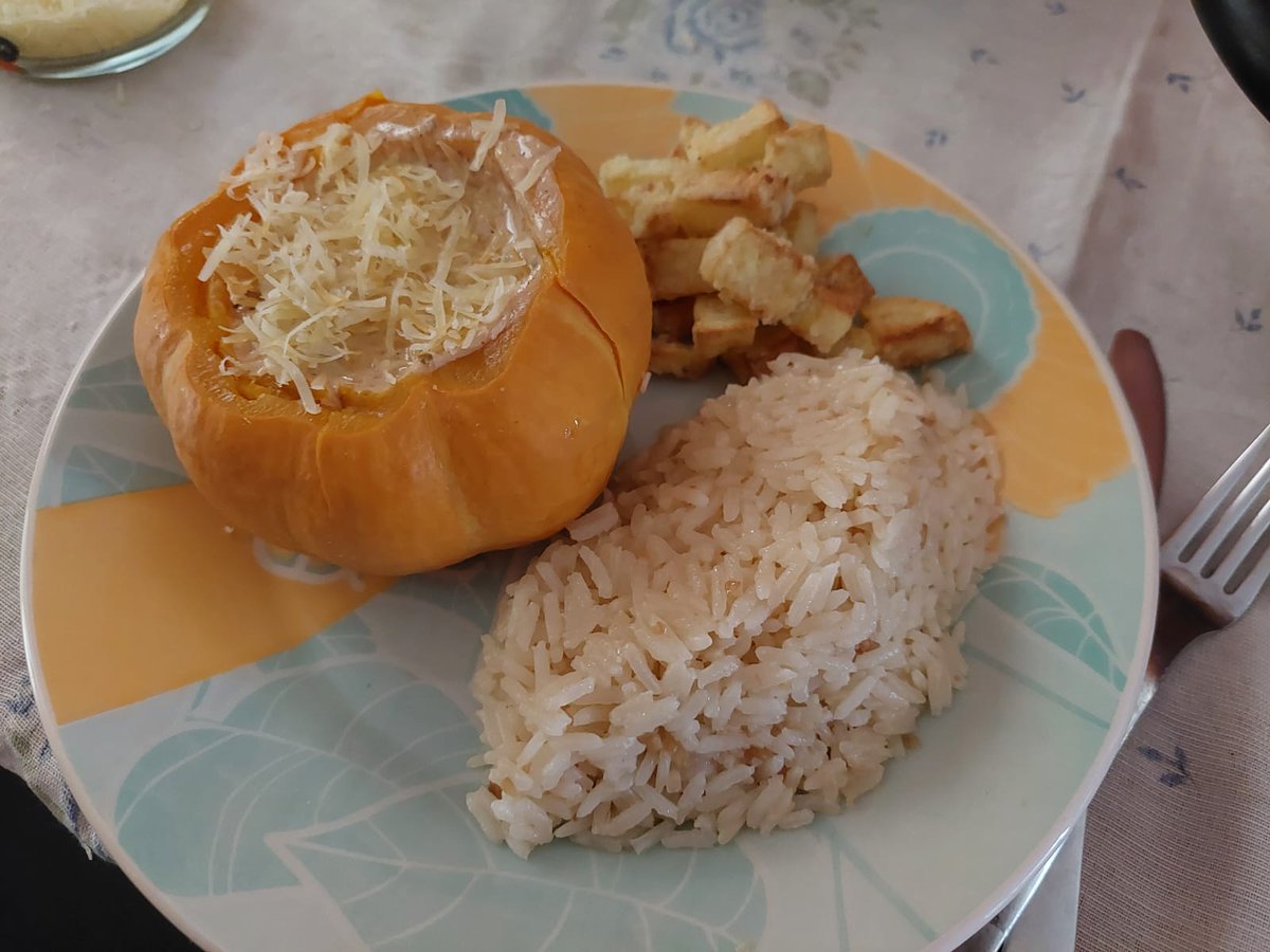 vzanella70's tweet photo. Manolosss
Eu almocei CAMARÃO NA MORANGA!
#chupasociedade https://t.co/ckTkVct8cy