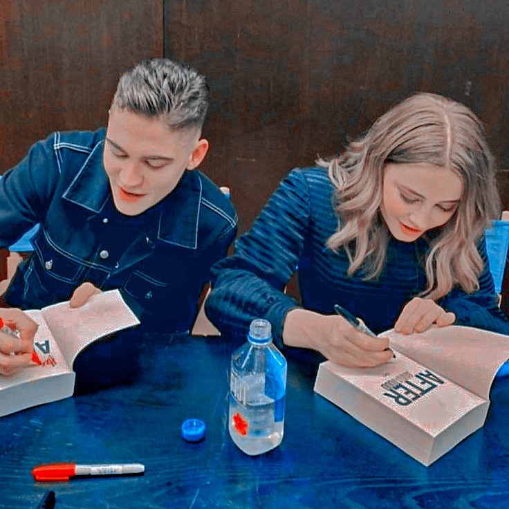 Myiidolls's tweet photo. Você pode superar seu ex, mas nunca esse elenco: https://t.co/jsimtUKnko