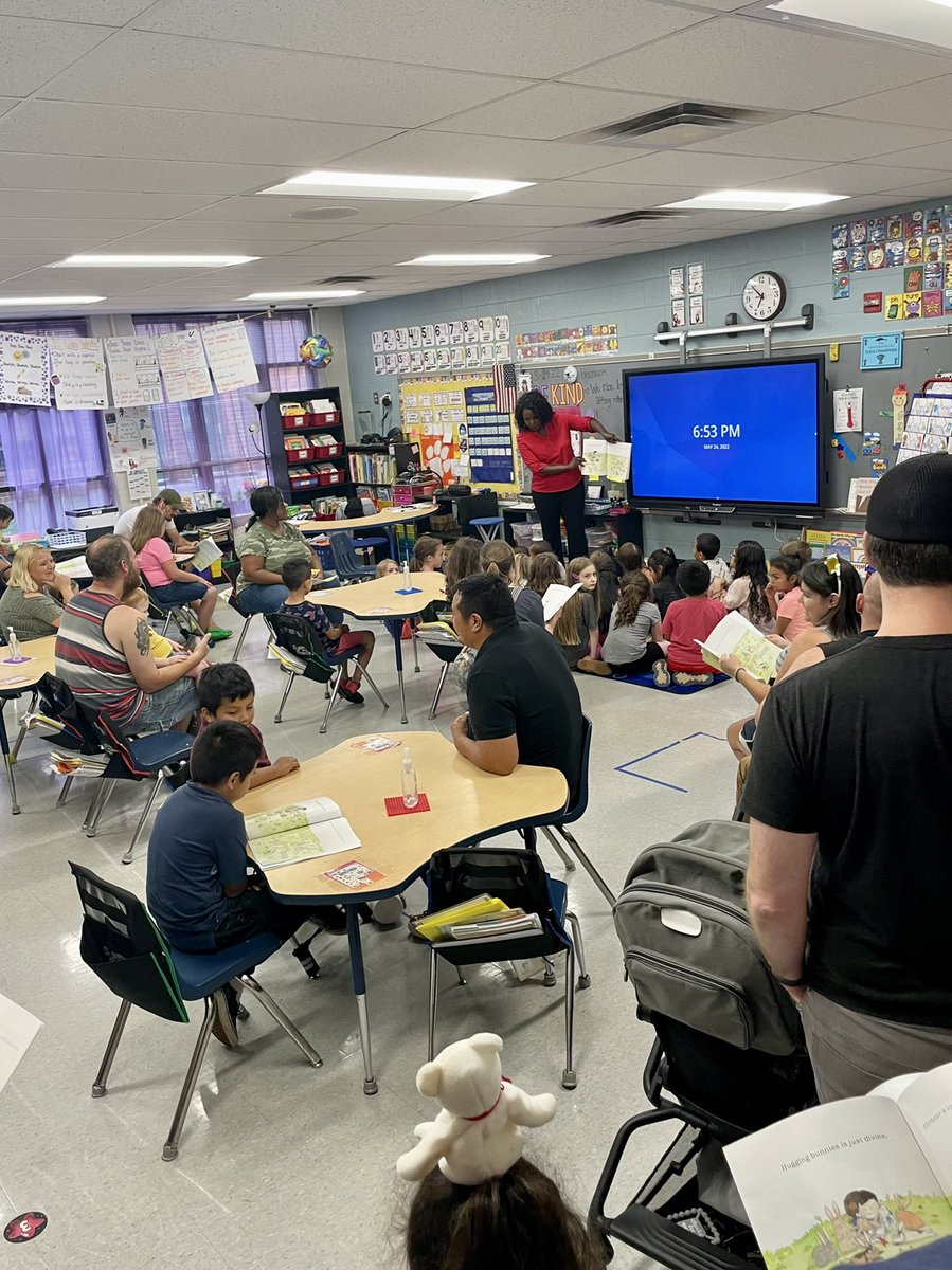 Jennifer Sanders tweet media