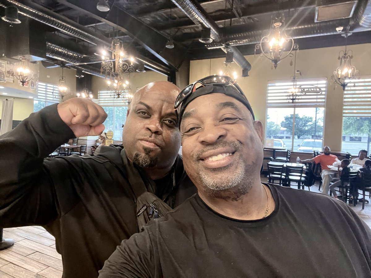 One of the greatest of the greats ⁦<a href="/CeeLoGreen/">CeeLo Green</a>⁩ ⁦<a href="/goodiemob/">Goodie Mob</a>⁩ ⁦<a href="/hiphopgods/">HipHopGods</a>⁩ let’s goooooooo