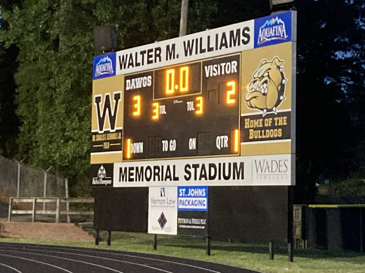 BULLDOGS WIN! Womens soccer defeats Orange 3-2 and advances to the 4th round!