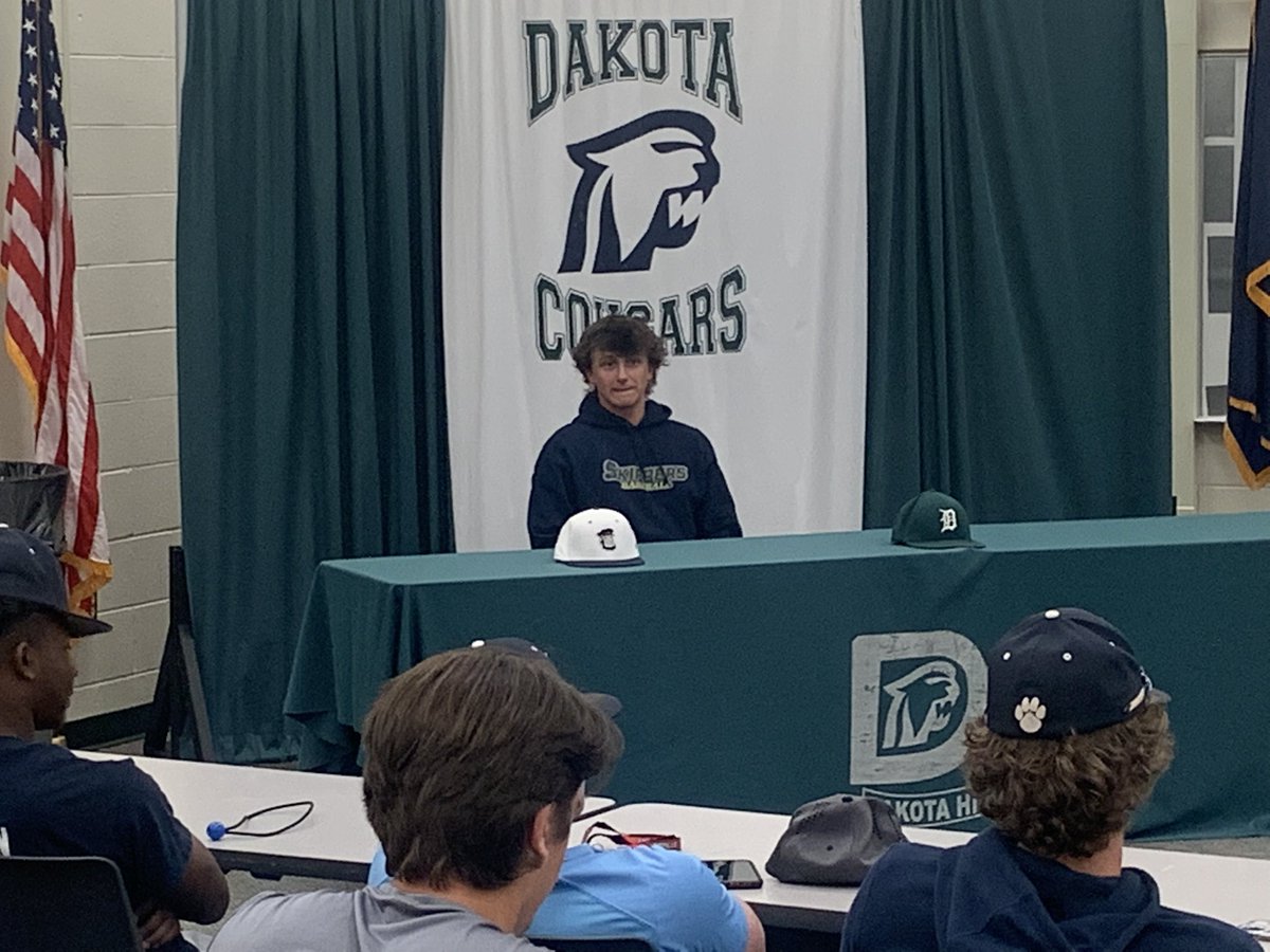 Dakota Baseball tweet media