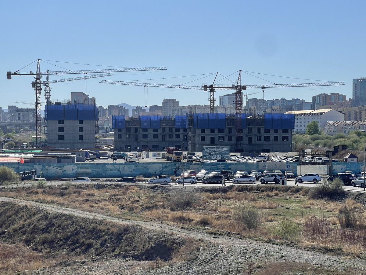 Энэ азийн хамгийн том усан паркийн асуудлаа хэзээ шийдэх юм бэ дарга нараа, авилга авсан болхоор дугарч чадахгүй байгаа муу <a href="/MunkhErdene81/">Munkh-Erdene Dembereltseren</a> <a href="/SumiyabazarD/">Sumiyabazar MNG</a> Энэ асуудлыг сурвалжлаад явж болохгүй юу <a href="/Unurtsetsegn/">Зариг.мн Өнөрцэцэг</a>