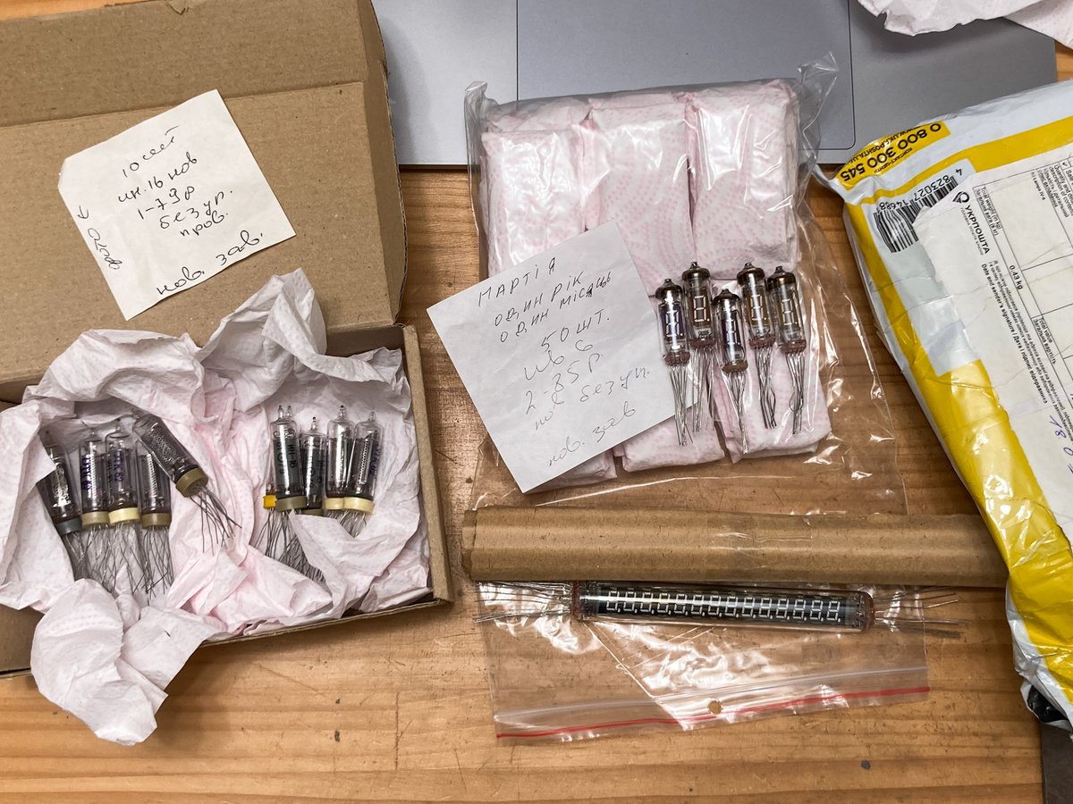 kohacraft_blog's tweet photo. 新着記事「戦禍を逃れたニキシー管とVFD管がウクライナから届きました!」が公開されました。#電子工作 #ILC1148 #IN16 #IV27M #IV6 #ニキシー管
https://t.co/MkiXNvvBGB https://t.co/sxRImIqIr5