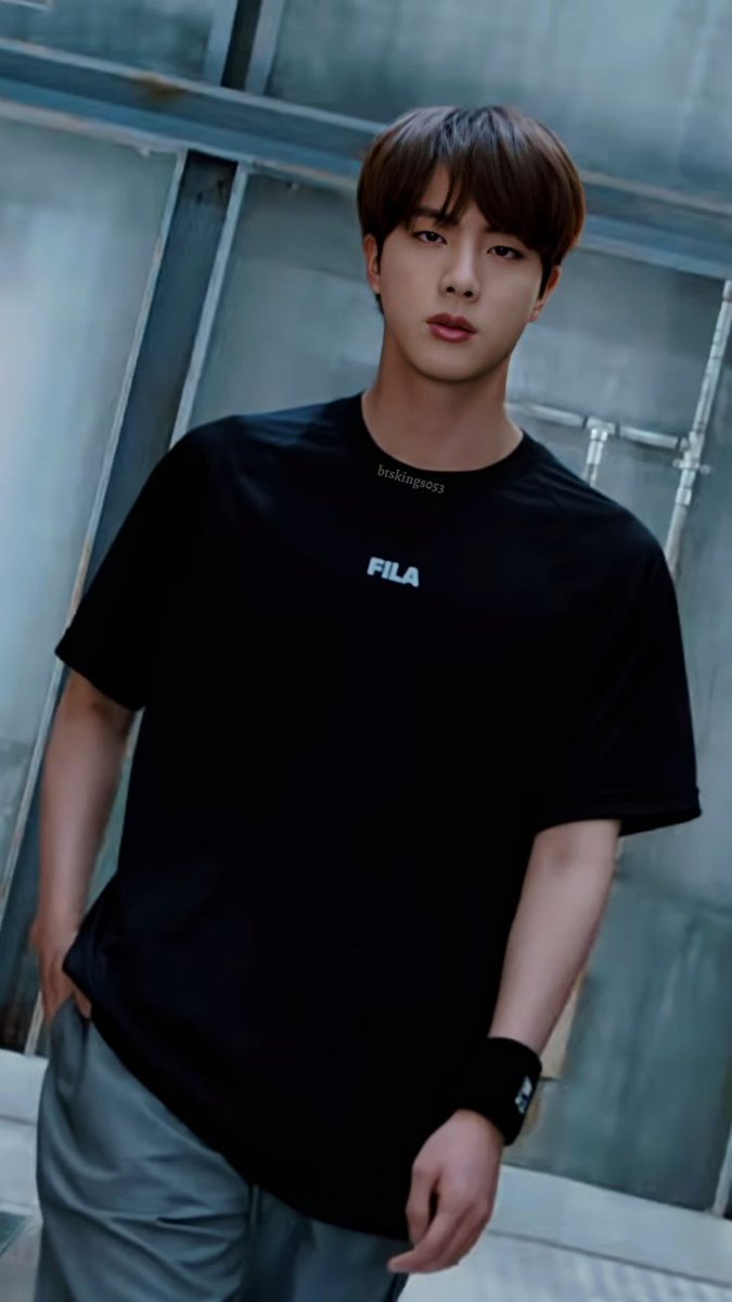 winoynaa's tweet photo. kenapa org ini muka nya unreal banget yaa Tuhan 😳
WE LOVE YOU SEOKJIN
#KimSeokjin https://t.co/rtKNytefej