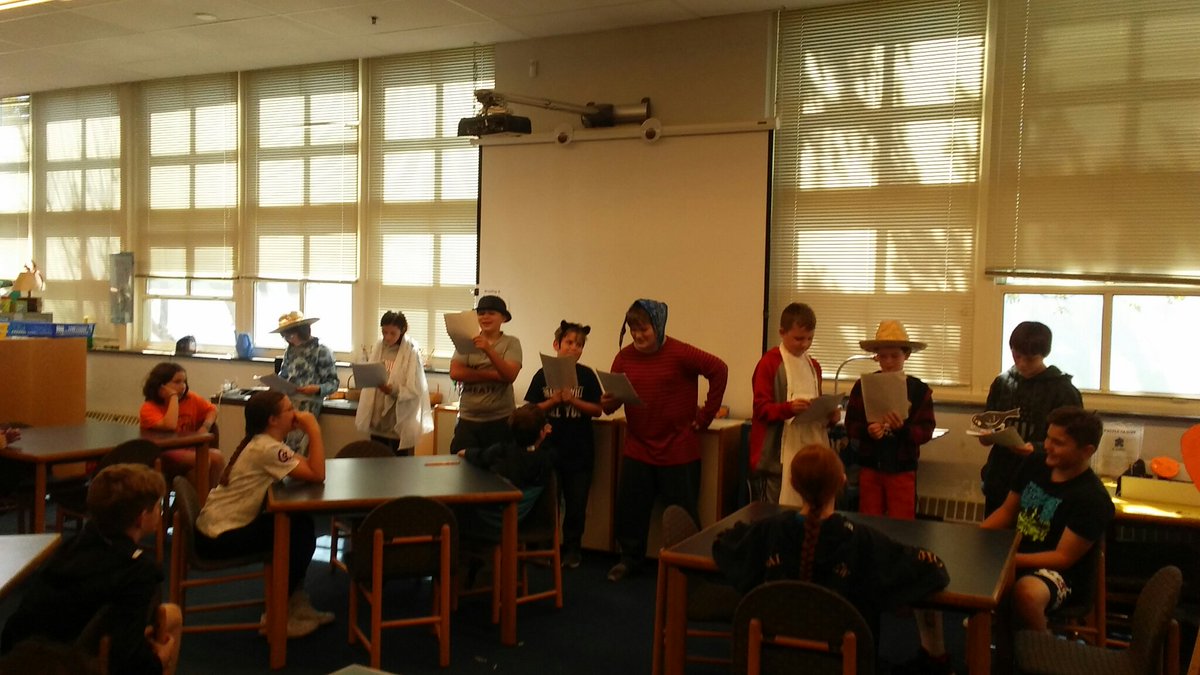 MsRosslvsbooks's tweet photo. After several days of grueling state testing 5th graders @ManometSchool had some fun with a #ReadersTheater during their #libraryclass genre study. 👍😃📖 @MsRosslvsbooks @PlymouthAcCoord @PlymouthSch https://t.co/WM5Lovr9Et