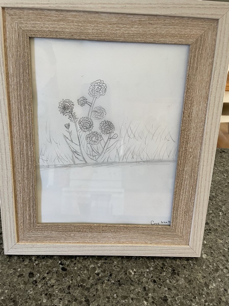 NotreDame_MH's tweet photo. Great kids doing great things in Mrs. Klein’s class. While sketching in the #park a community neighbour walked by and complimented a student on his artwork.  The student asked if he could give it to her for Mother’s Day. It is now framed and hanging in her house. #WeAreMHCBE https://t.co/CoffjD3wm6