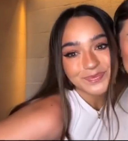 pochethinking's tweet image. 👛☺️💄💖&amp;lt;3!