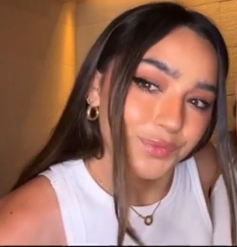 pochethinking's tweet image. 👛☺️💄💖&amp;lt;3!