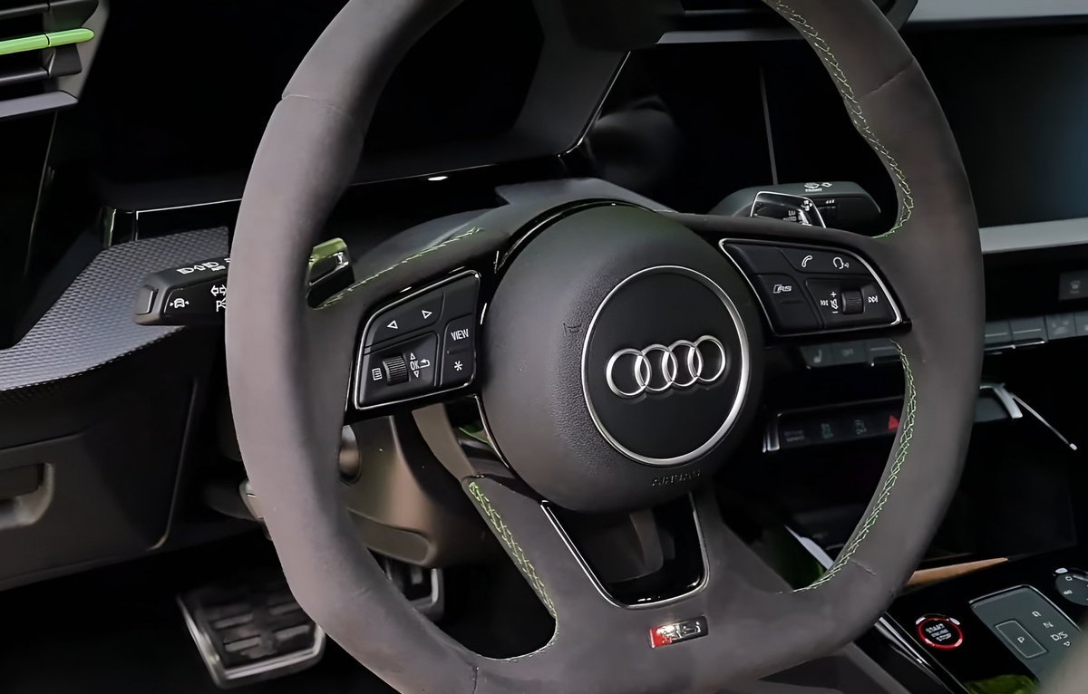 muchogasss's tweet photo. El mejor sedan compacto deportivo
Audi RS3 Sedan 
400 CV / 500 Nm
7 velo-auto / 4×4
3,8 s / 0-100 
https://t.co/P6hp2o30mW https://t.co/W8th2uid6r