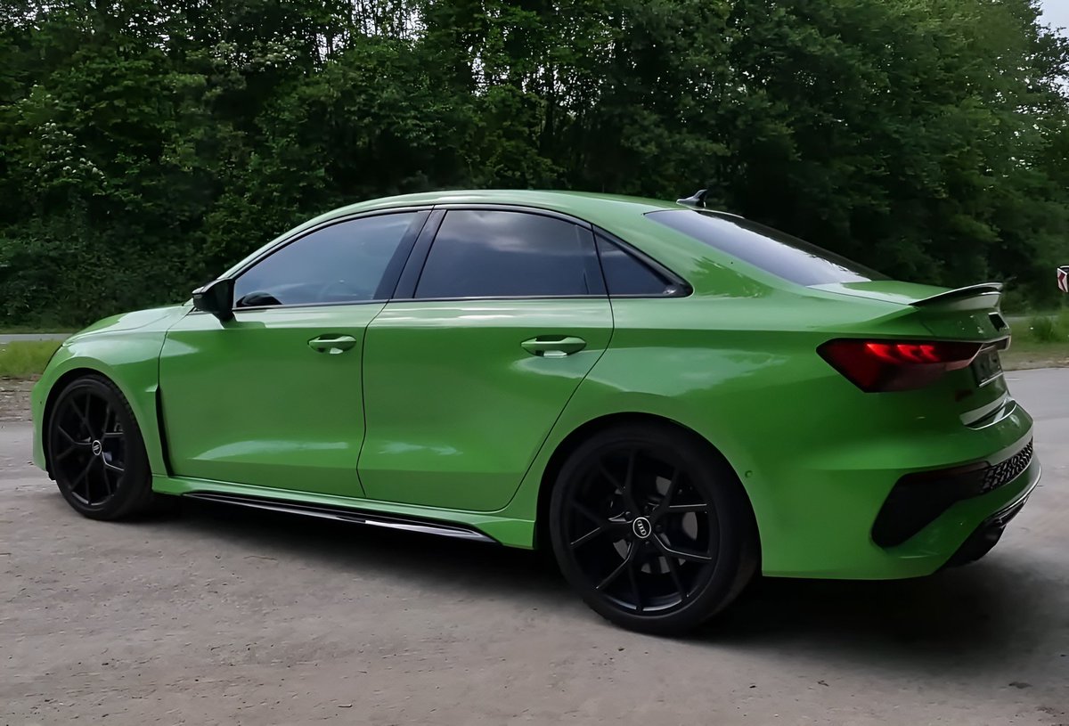 muchogasss's tweet photo. El mejor sedan compacto deportivo
Audi RS3 Sedan 
400 CV / 500 Nm
7 velo-auto / 4×4
3,8 s / 0-100 
https://t.co/P6hp2o30mW https://t.co/W8th2uid6r
