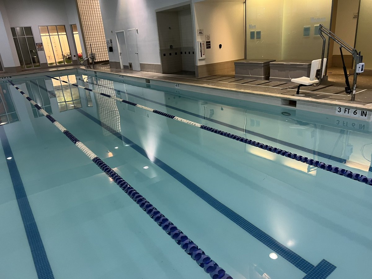 lostshakerofsa1's tweet photo. @LAFitness Euless…. Pool water is below the scuppers. Mold in wet area as well. https://t.co/8hcVUagbX1