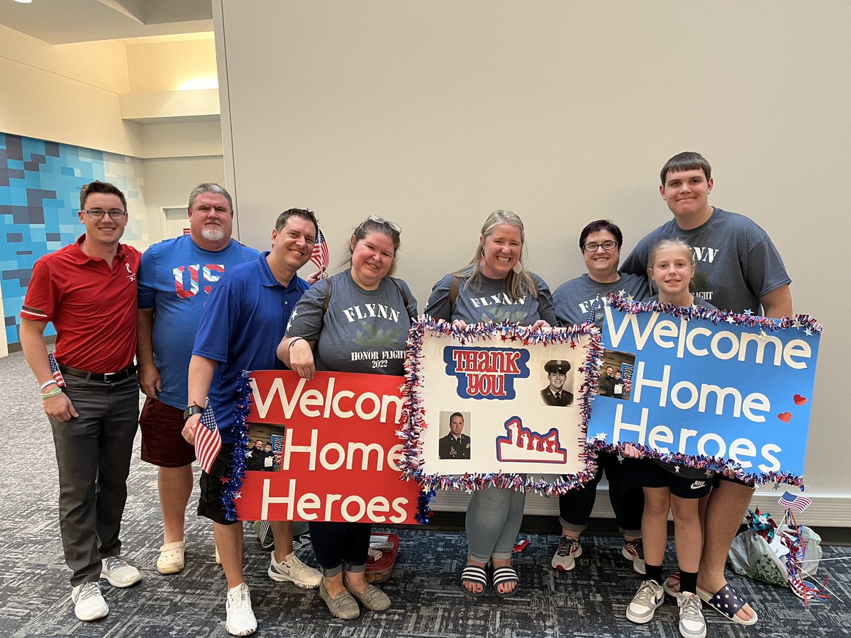 CVGairport's tweet photo. We are ready to welcome our heroes home! #HonorFlightTriState https://t.co/4FJPvPyqw0