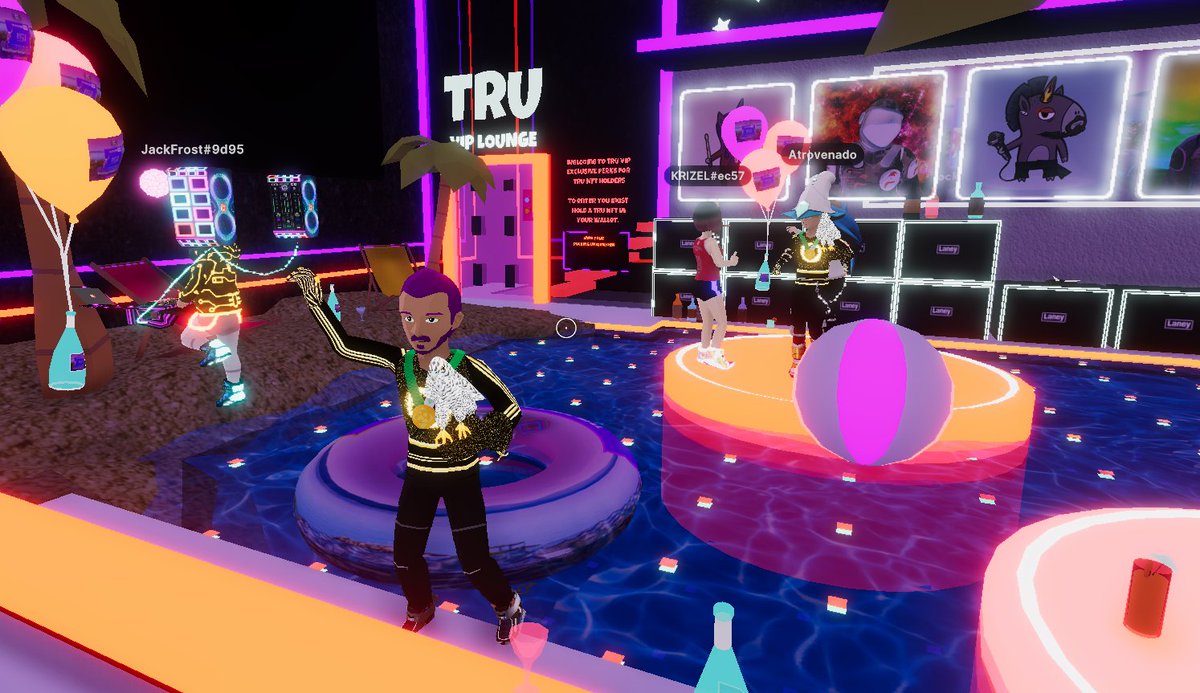 BuddyAlienNFT's tweet photo. WOW! @NftFrost in the @Uniquehorns_nft TRU Band Room in #Decentraland! #TRU #MusicNFT  

@DCL_Brasil @atrovenado @andregvg 
#Metaverse #party https://t.co/oZOjGCSQHL