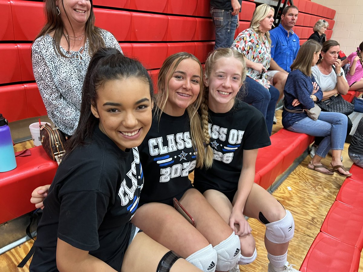 NavasotaV's tweet photo. I see you!! We have a few Rattlers in Bellville tonight competing in their 3 on 3 volleyball tournament! 
#DoingTheExtra
#GettingReps
#RattlerNation
#WeAreNavasota https://t.co/XukmwpH0gb