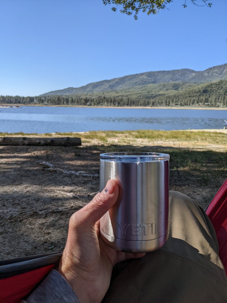 llonyort's tweet photo. Living the good life....
@YETICoolers 
#livingthegoodlife https://t.co/rLub0HhsEg