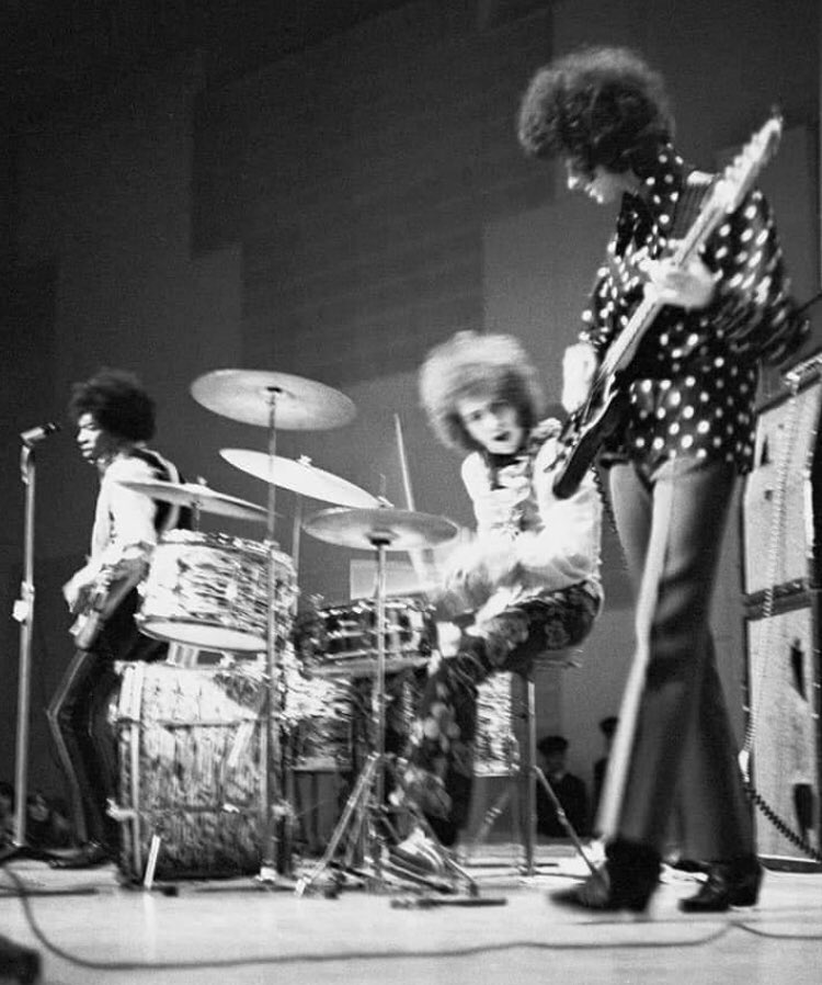 RT @68Lenny: The Jimi Hendrix Experience 1967 Helsinki, Finland…#JimiHendrix https://t.co/8K1TcI1xvm