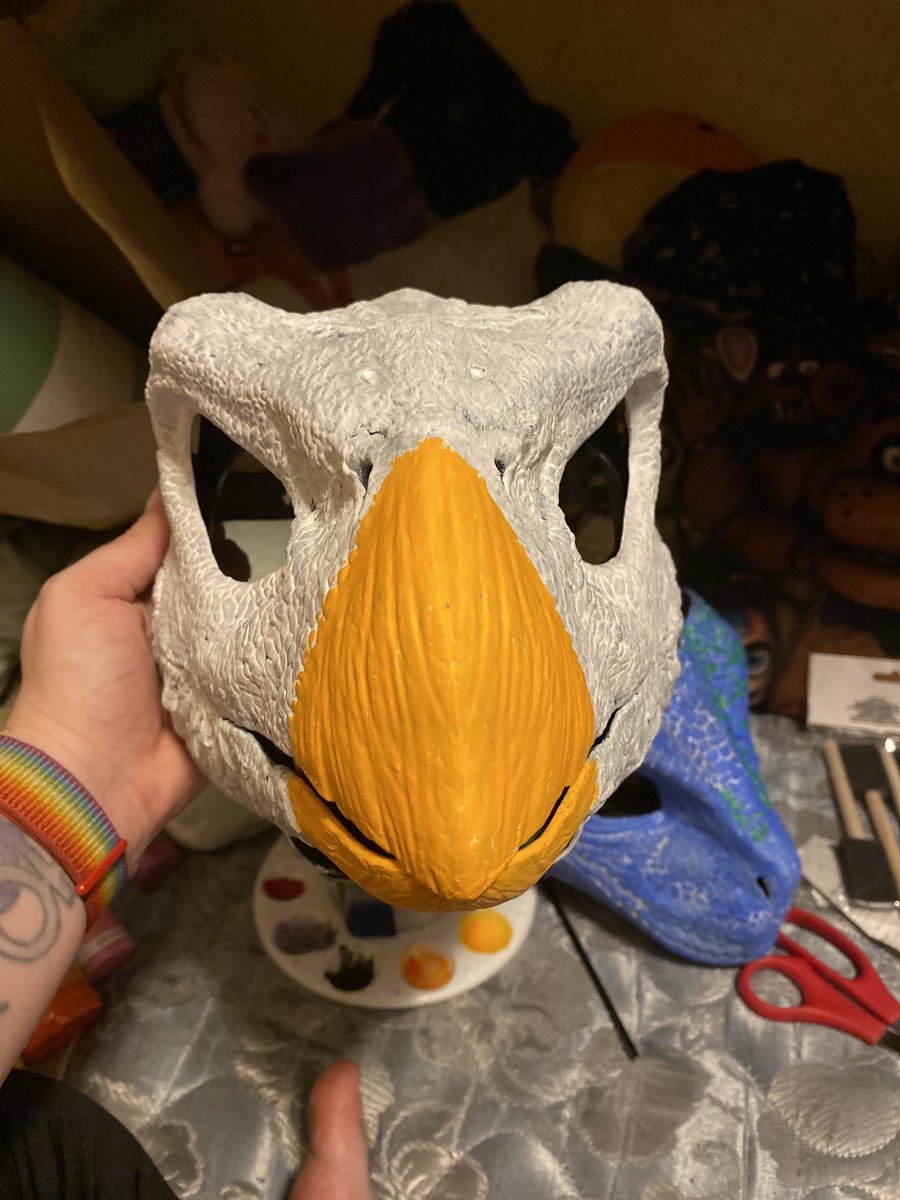 oblivionthefur's tweet photo. Hereโs how 60 and Glamrock Chica are coming so far! #dinomask #dinomasks #raptormask #raptormasks #therizinomask #therizinomasks #DND #FNAF #fnafsecuritybreach #Glamrockchica https://t.co/VSEisTrrg8