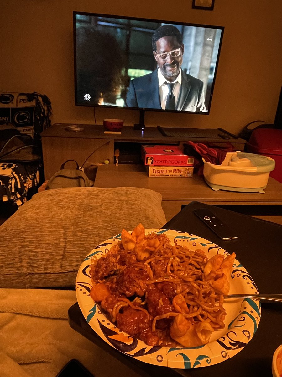tferraino60's tweet photo. @NBCThisisUs I’ve got my Chinese food takeout ready for tonight’s finale!!! Now where are my tissues… #ThisIsUsFinale https://t.co/m5FXTCTlb4