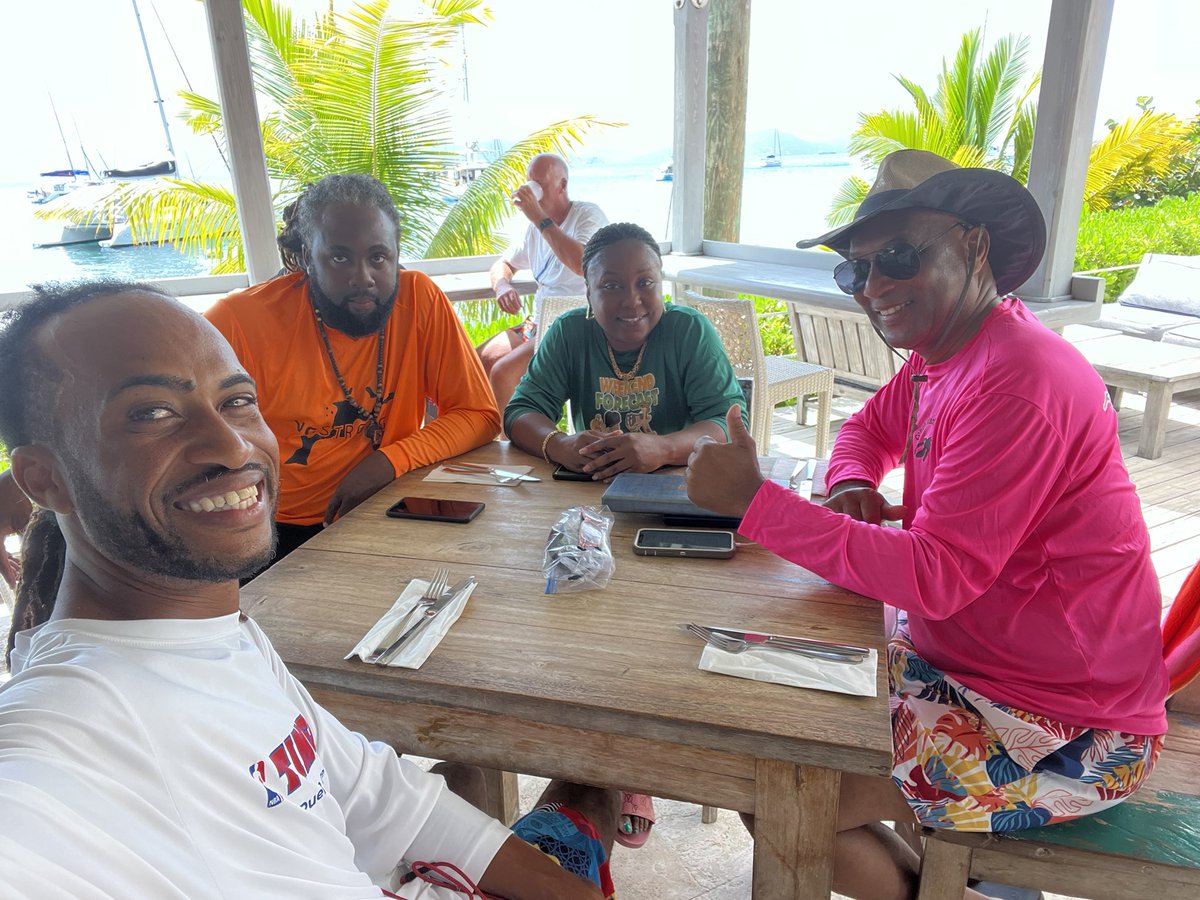 Captain Gumption is having lunch at Cooper Island with team #bvi #cooperisland #seaitclearbvi