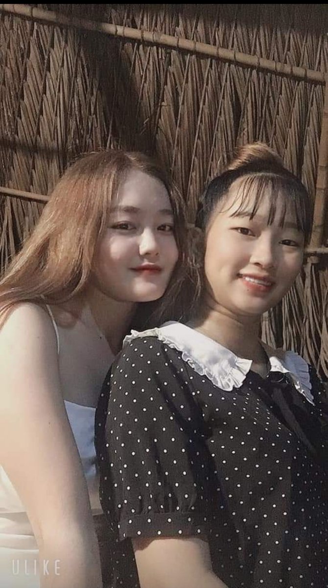Ngoctu19992022's tweet photo. Chị em nhà em https://t.co/za7TCxkFS8