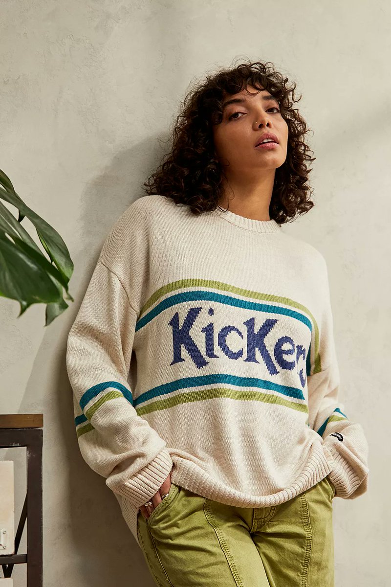 Shelby's Green &amp; Blue Stripe Sweater
Brand: Kickers (sold by Urban Outfitters)
Link: urbanoutfitters.com/en-gb/shop/kic…

#shubblesweaters