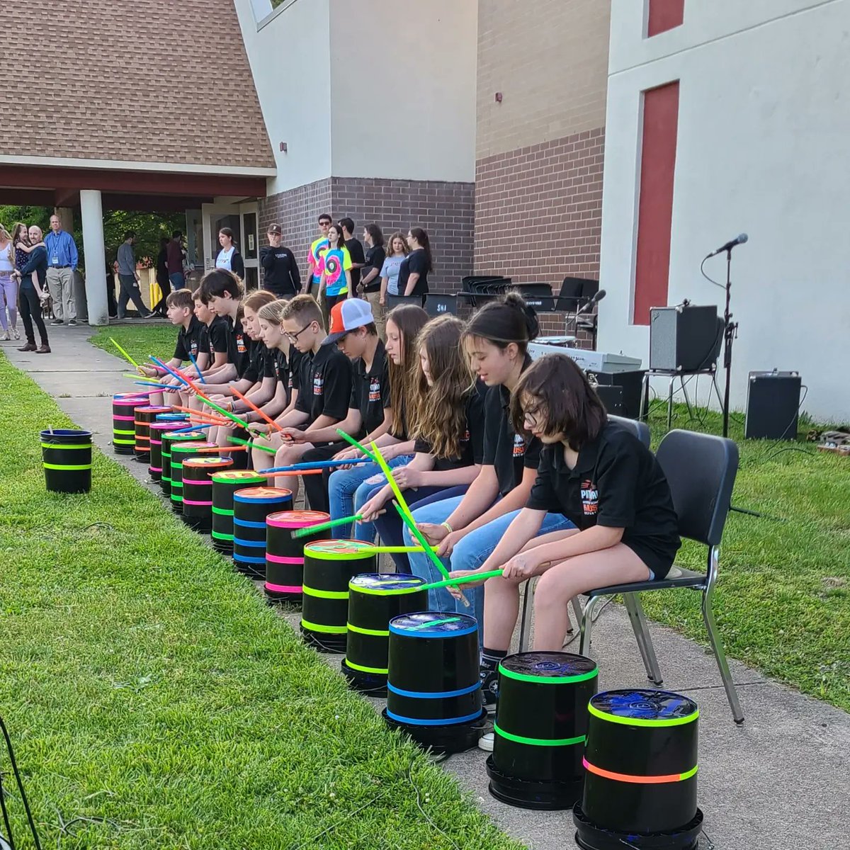 What an awesome first night of the <a href="/pitmanschools/">Pitman NJ Schools</a> 1st ever District Arts Fest. From the amazing artwork to the outdoor performances from MS &amp; HS students to the Elementary school concert. Can't wait to do it all again tomorrow night with <a href="/PitmanHSChoir/">MrsMicklePHS</a> for our PHS Spring Concert