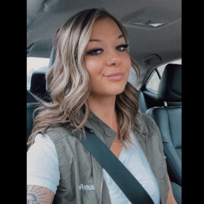 katelynrichh's tweet photo. I never come here anymore 

#NewProfilePic https://t.co/jDSJw0ok63