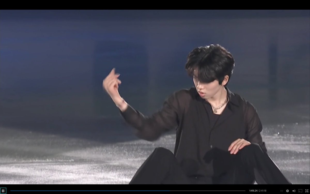 LynthasLzCorner's tweet photo. This is an unusual choreography for #JunhwanCha. Even though the music is not kpop, for some strange reason the choreography reminds me of it. Check it out here. https://t.co/cjNB6Meq2b #galaweek #NHKtrophy #usfs #usfsa https://t.co/uo7ace42x1