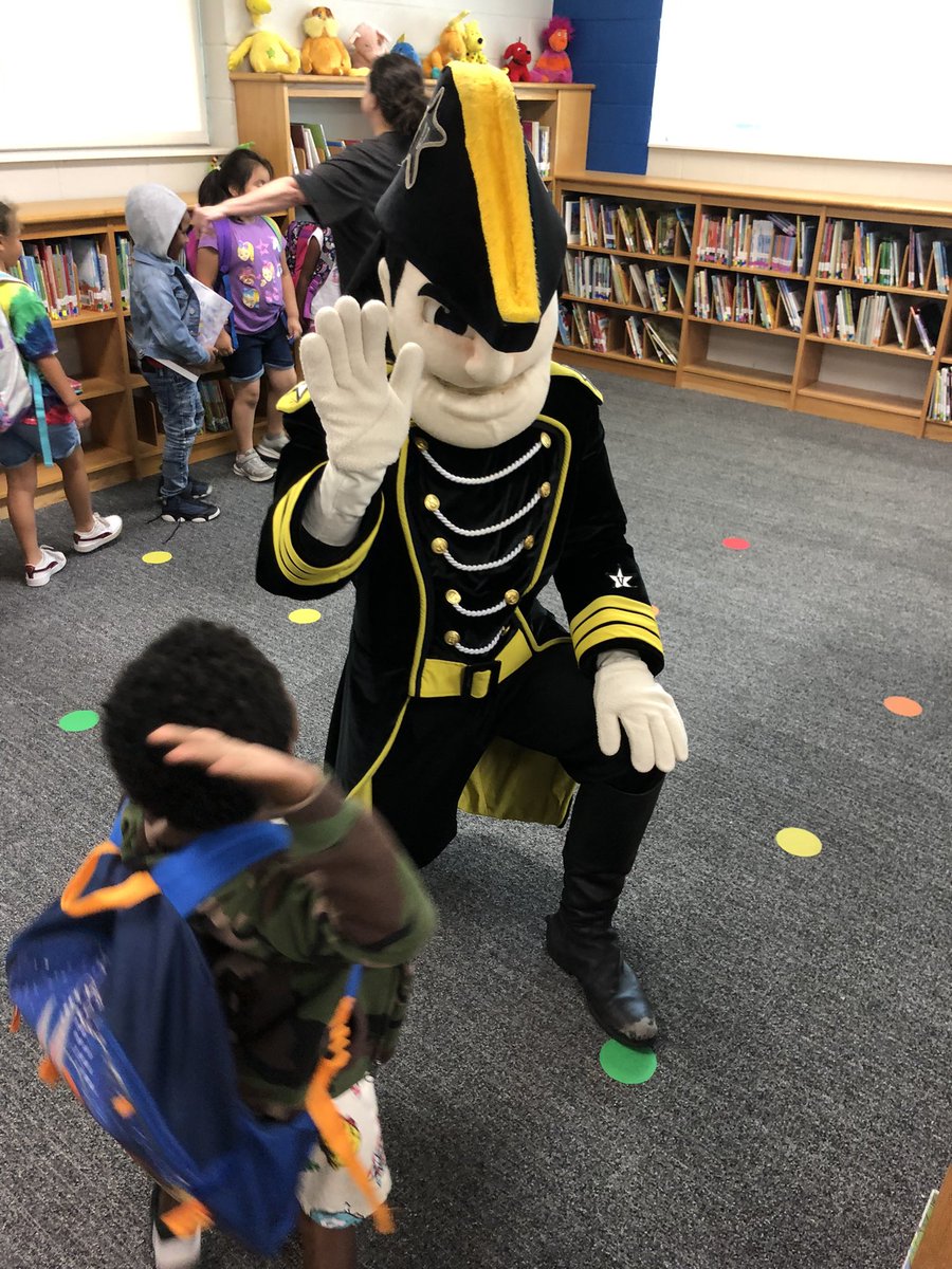 MNPSLibraryServices tweet media