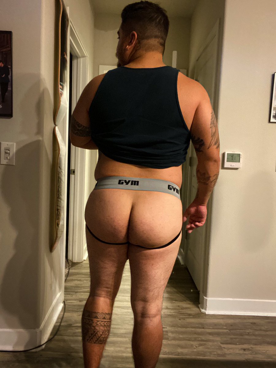 Hit legs on this tummy Tuesday. Still got a lot of work to do.