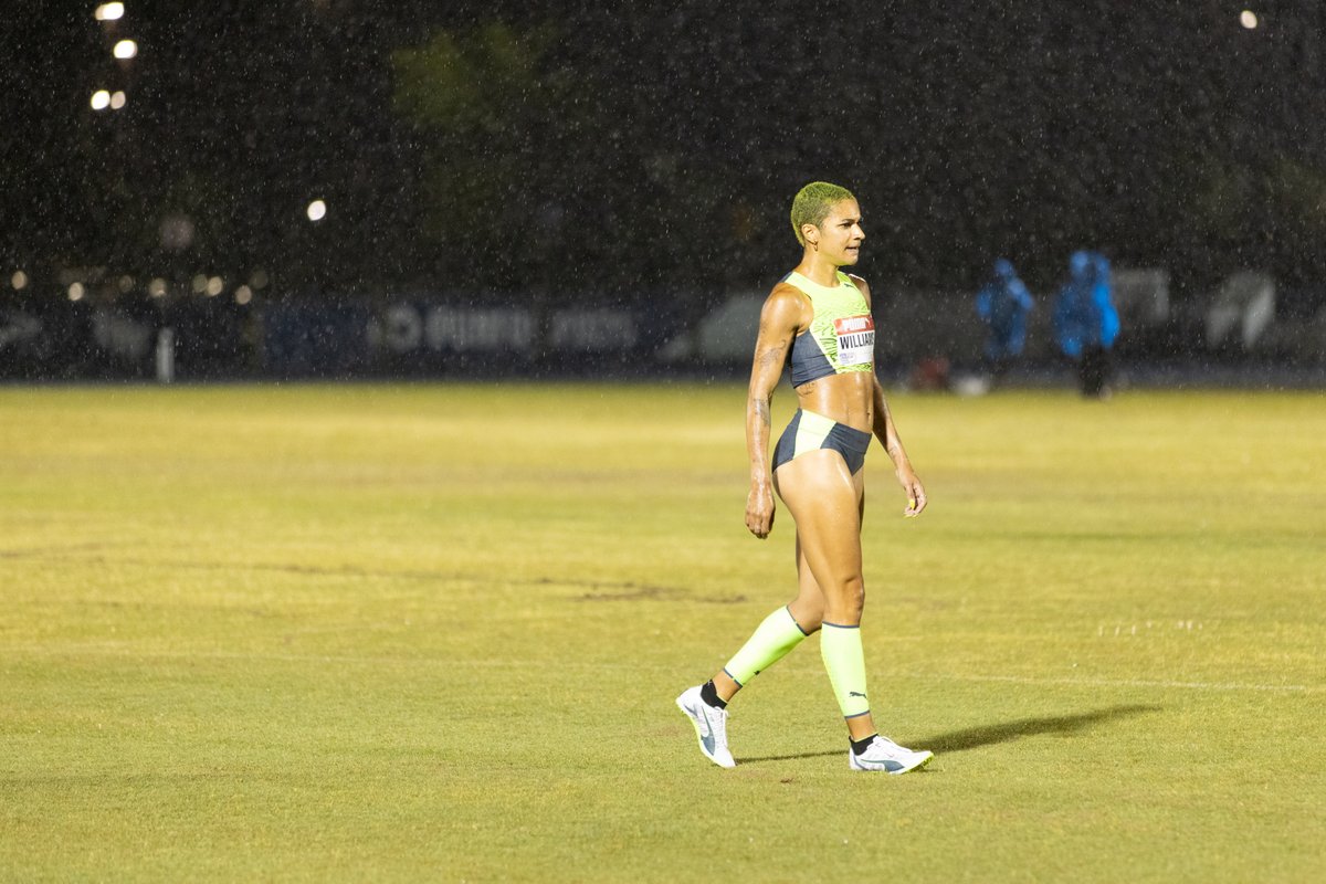 americantrack's tweet photo. "brick by brick I will create the life I dream of." -Jodie Williams
Duval County Challenge๐ฅ
๐ธ @bee_alyssatrofort
#jodie #puma #pumawomen #pumaperformance #compete #competition #competes #running #runningmotivation #runningcommunity #run #sprints https://t.co/V9UXRWTJd2