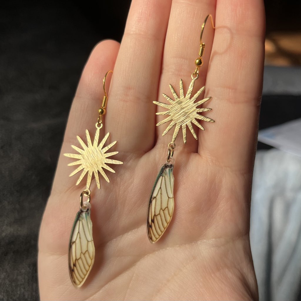 Two weeks since a sale- when this is my only source of income that is detrimental to me. Take a look, you might find something you like! ❤️‍🔥