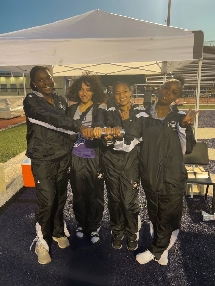 REGIONAL RECAP

4x8

Soph. Danielle Williams 2:34 PR (2:36)

Fr. Amiah Rhodes 2:33 PR (2:38)

Soph. Alaya King 2:49 =PR

Soph. Precious Ratcliffe 2:46 PR (2:52)

This is amazing so happy for these girls! They ran fast at the exact right time. Good work all season ladies!