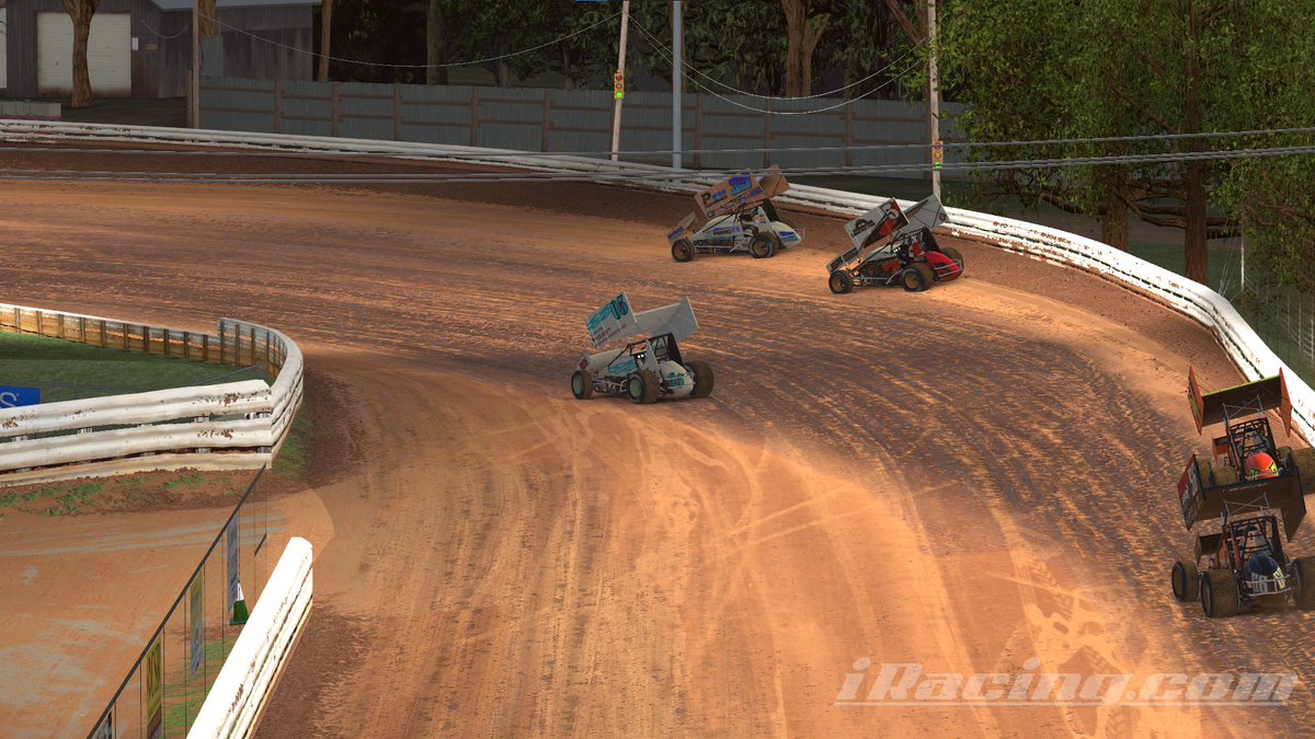 LLR0519's tweet image. Whether you know him as the Silver Spoon Kid or Casey the Self Filler Miller, he is your 3 time @PretendRacing sprint car champ.