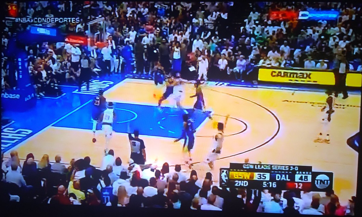 carlostatis's tweet photo. #Tengo el paquete #Completo en mi #TV: 4to. #Partido de la #SerieFinal de la #ConferenciaDelOeste de @NBA entre @warriors y @dallasmavs
#Descripción del #Maestro de #Maestros @fanquinco y los #Comentarios de mi #Hermanito @IvanJoelRamos por #CDNSportsMax
#GoldenState 3-0 https://t.co/2qN3MXRIEM