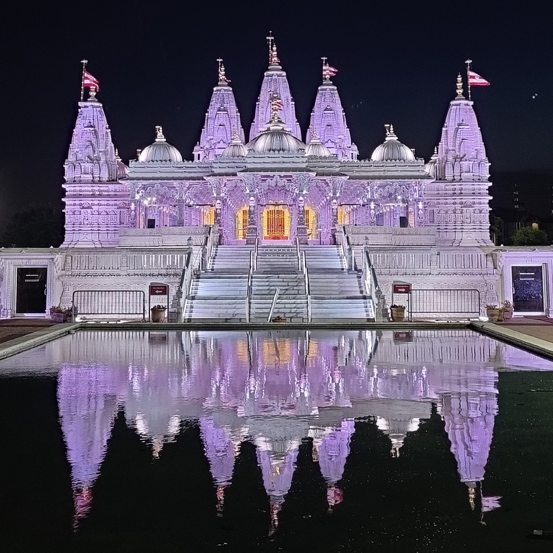 BAPS Houston tweet media