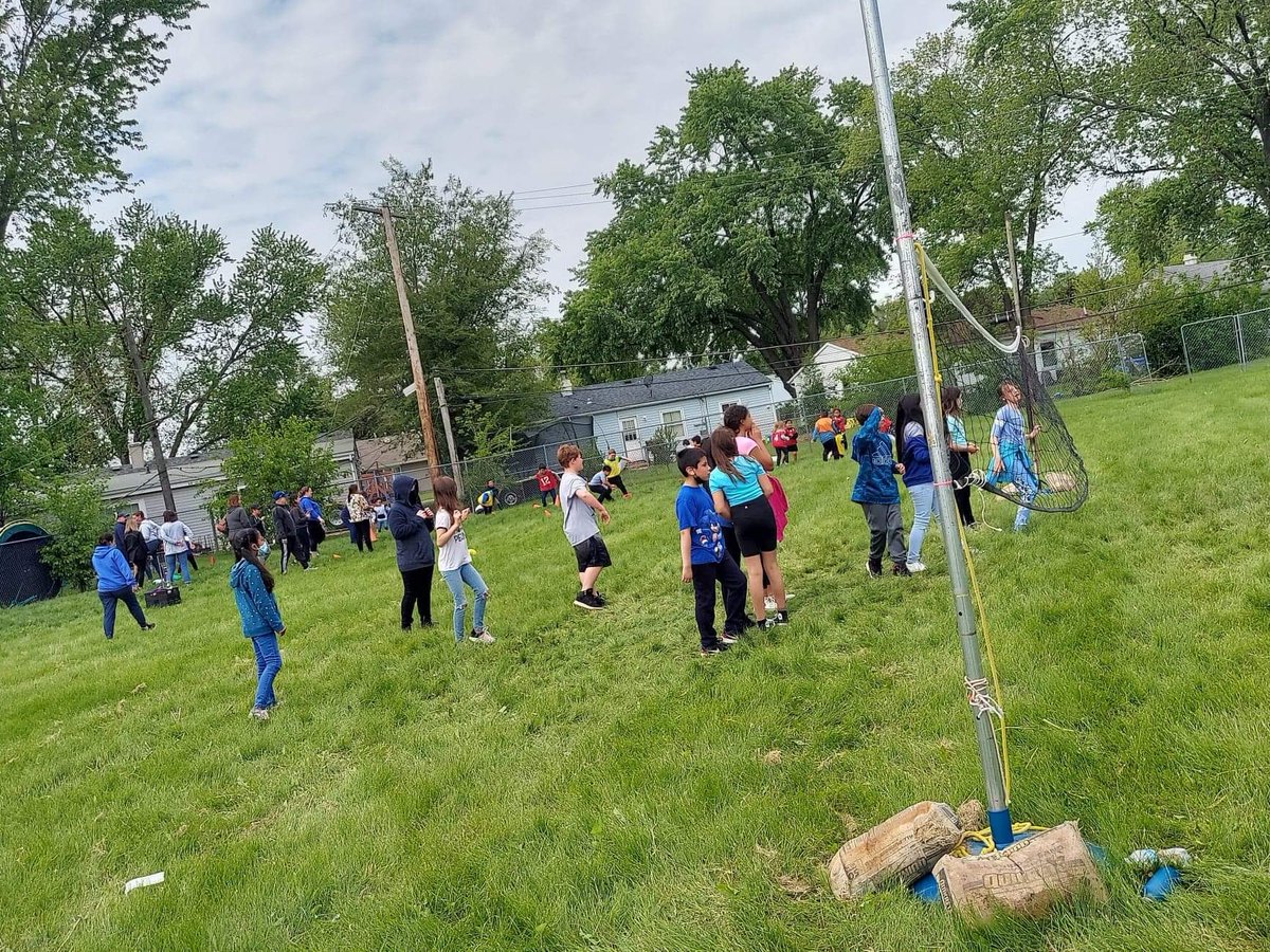 RC_Hill_PTO's tweet photo. Field Day today. Thank you to all that helped plan, setup and volunteered for this years event!! We hope all the kids enjoyed it 🫶🏼 https://t.co/Or3i5SObSx