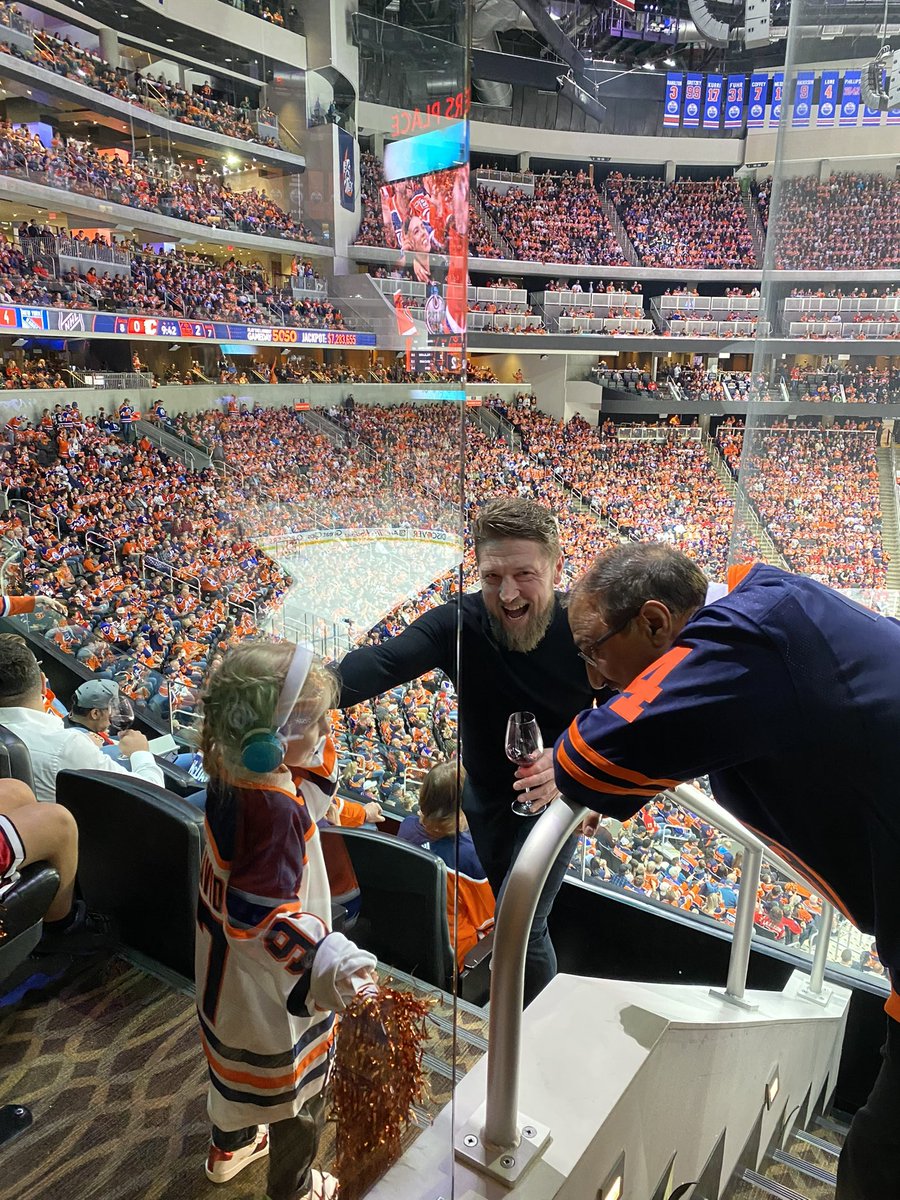 Amarjeet Sohi on X: Last night was one for the books, a game I'll never  forget! Watching the @edmontonoilers absolutely dominate in our sister city  (Nashville) was an incredible experience, and the