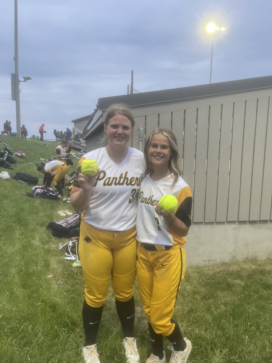 It was a wet night in Osky! JV2 tied 6-6, varsity won 11-1 and JV1 stopped in the 3rd winning 3-0. Ashlyn Finarty and Jadyn Streigle got homers in the varsity game. It was Jadyn’s 1st!